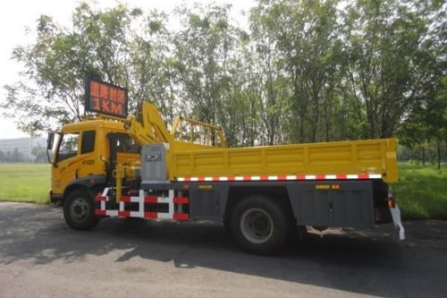 Multipurpose Road Maintenance Truck